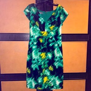 Anne Klein v-neck fitted dress